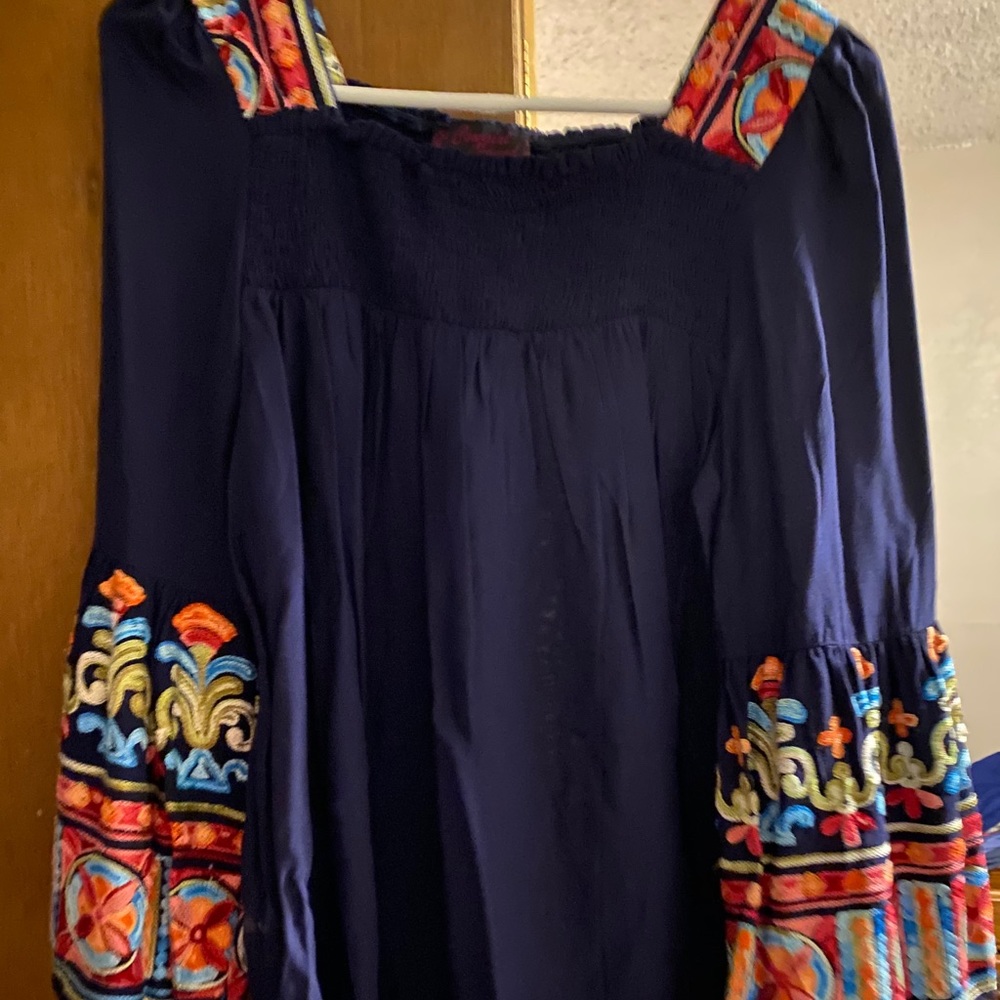 Bell sleeve blouse